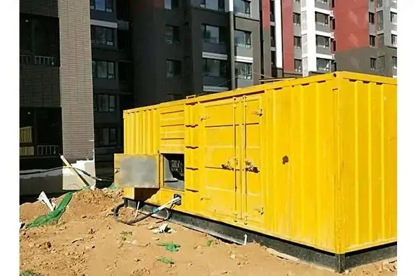 北流发电机租赁中燃油压力过低会对发动机的哪些部件造成损坏？