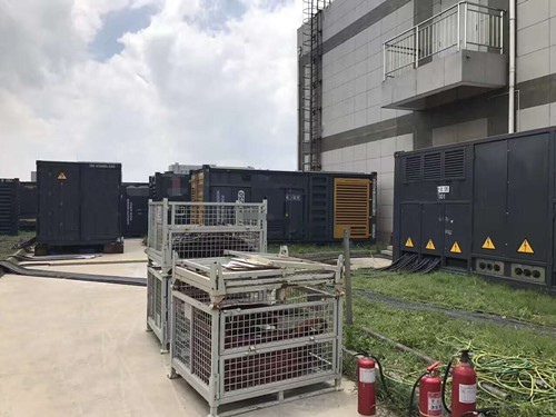 北流除了定期检查，还有哪些方法可以及时发现接触式转速表探头的磨损？